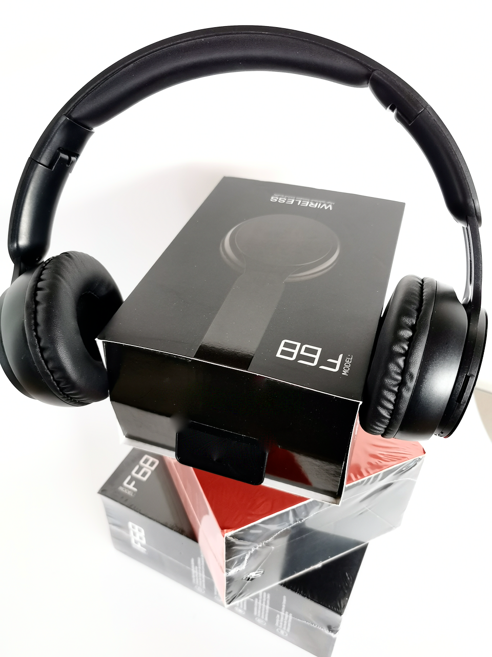 Phones Wireless Sem Fio F68 — Liberdade, Estilo e Som de Alta Definição